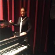 Piano y Lenguaje Musical , justamente has dado con tu profe